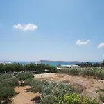 Flora & Agelos - Paros