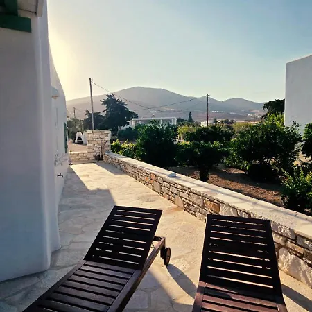 Flora & Agelos - Paros Lejlighed
