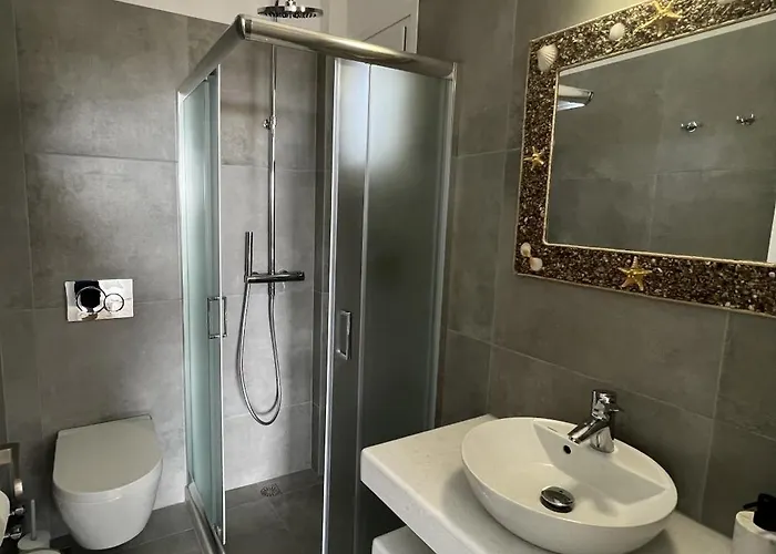 Flora & Agelos - Paros Lejlighed