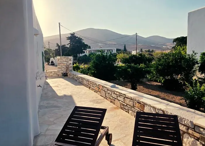 Flora & Agelos - Paros Lejlighed