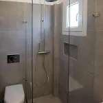 Flora & Agelos - Paros *