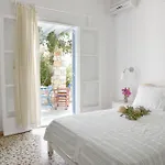 Apartment Flora & Agelos Studios