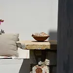 Flora & Agelos Studios * Chrisi Akti (Paros)
