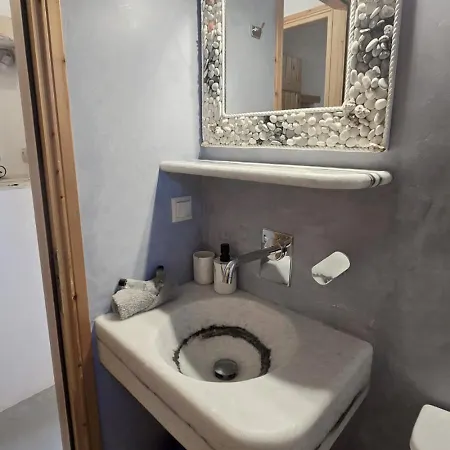 Flora & Agelos Studios Apartment