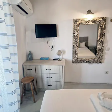 Apartment Flora & Agelos Studios