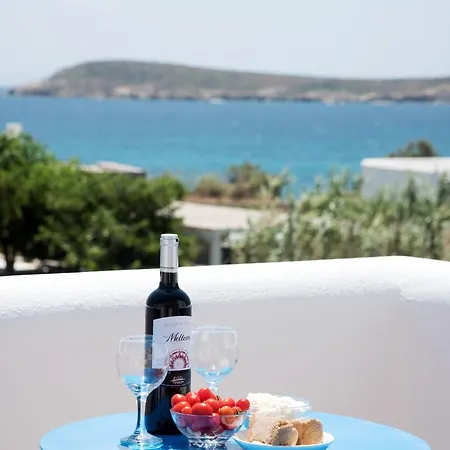 Flora & Agelos Studios Apartment Chrisi Akti (Paros)