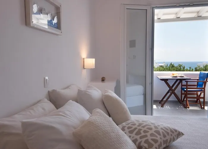 Flora & Agelos Studios Apartment Chrisi Akti (Paros)