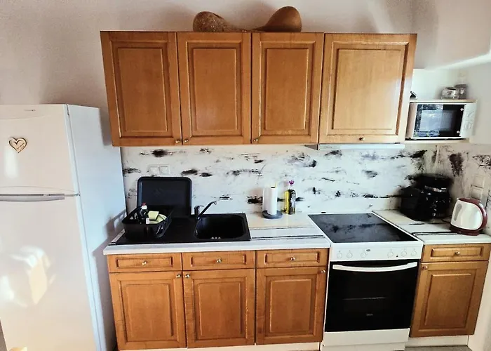 Apartment Flora & Agelos Studios *