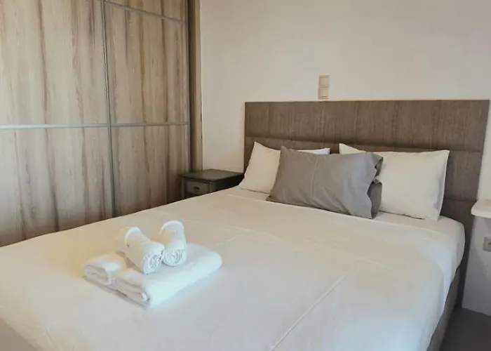 Flora & Agelos Studios Apartment Chrisi Akti (Paros)