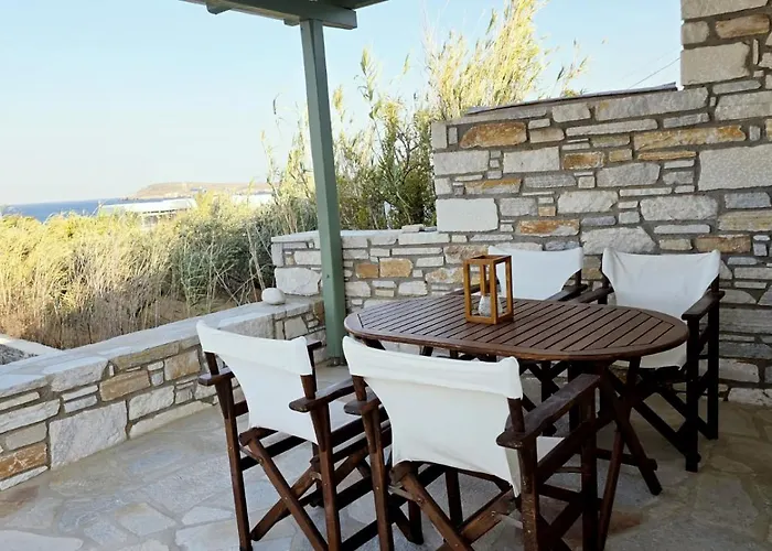 Flora & Agelos Studios Chrisi Akti (Paros)