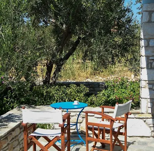 Flora & Agelos Studios Chrisi Akti (Paros)